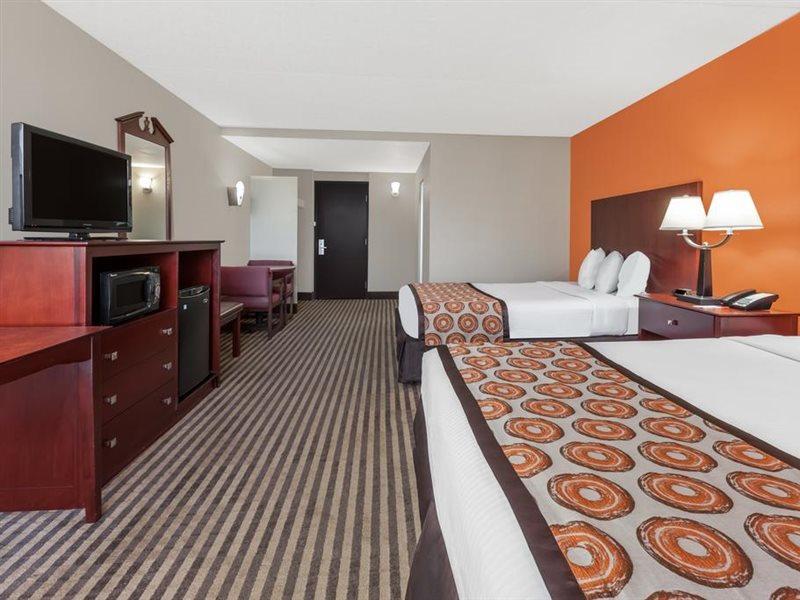 Hotel Howard Johnson By Wyndham Ballpark / Six Flags Arlington