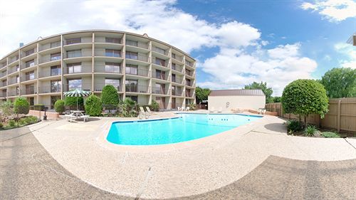 Howard Johnson By Wyndham Ballpark / Six Flags 3* Arlington